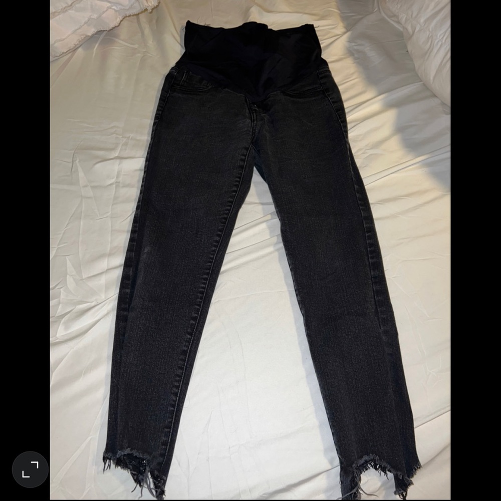 Pink blush black maternity jeans cropped